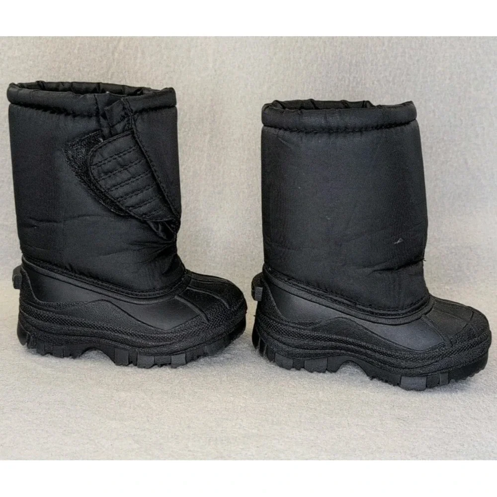 Outbrook Kids Snow Boots Size 6 Black Faux Fur Warm Pull On Winter Unisex